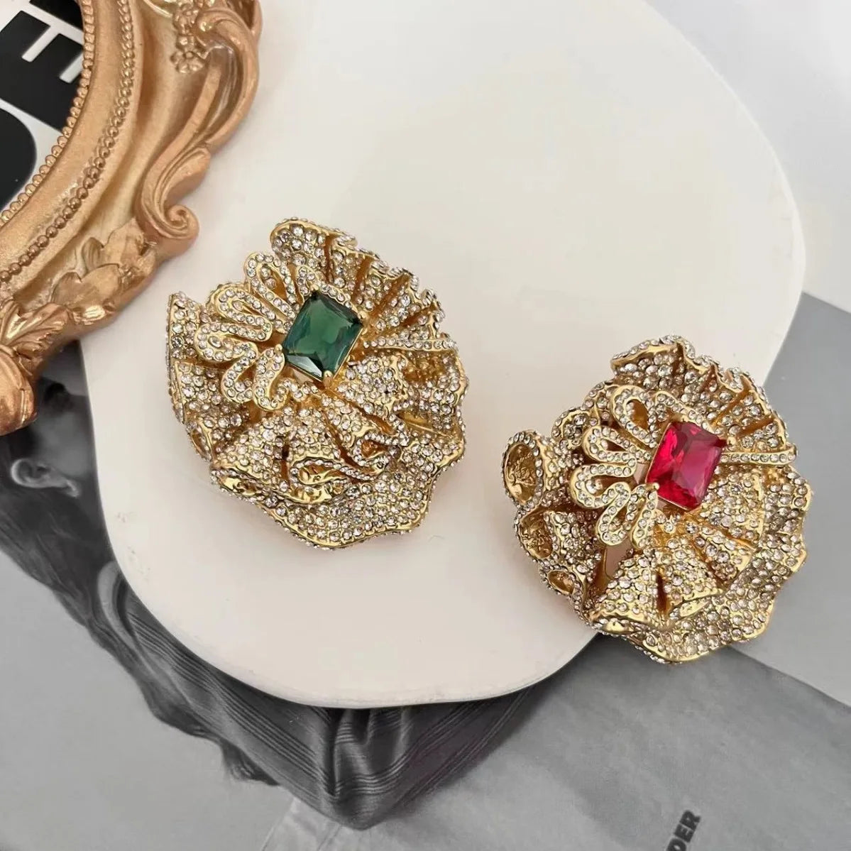 2024 New High-end Electroplating Process Full Diamond Double-layer Brooch Exquisite and Shiny Brooch