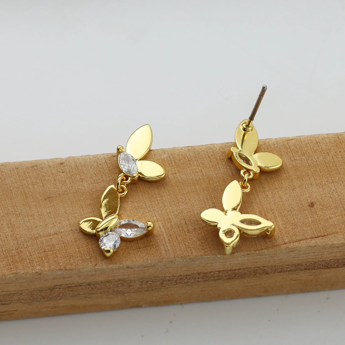 Electroplated genuine gold, exquisite butterfly, zircon temperament earrings, female