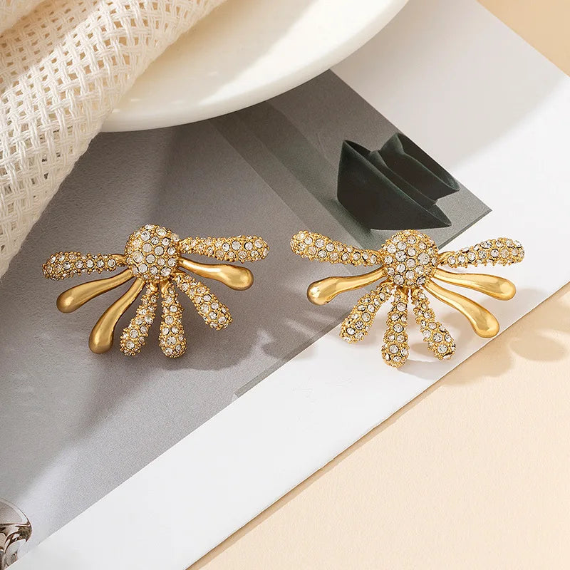 Geometric Stud Earrings Heavy Industry Retro Light Luxury Fashion Medieval