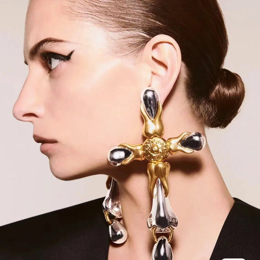 High-end Catwalk Abstract Facial Stud Earrings Brooch Series, Heavy Industry High Quality