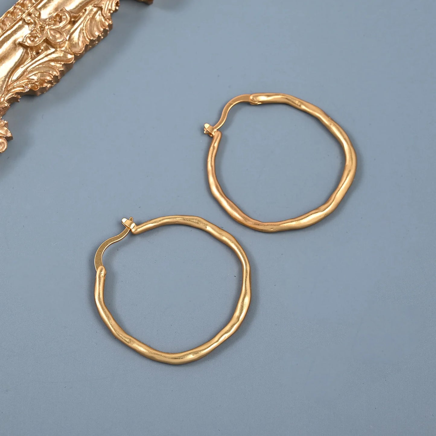 INS Simple Niche Irregular Concave-convex Temperament Circle Earrings