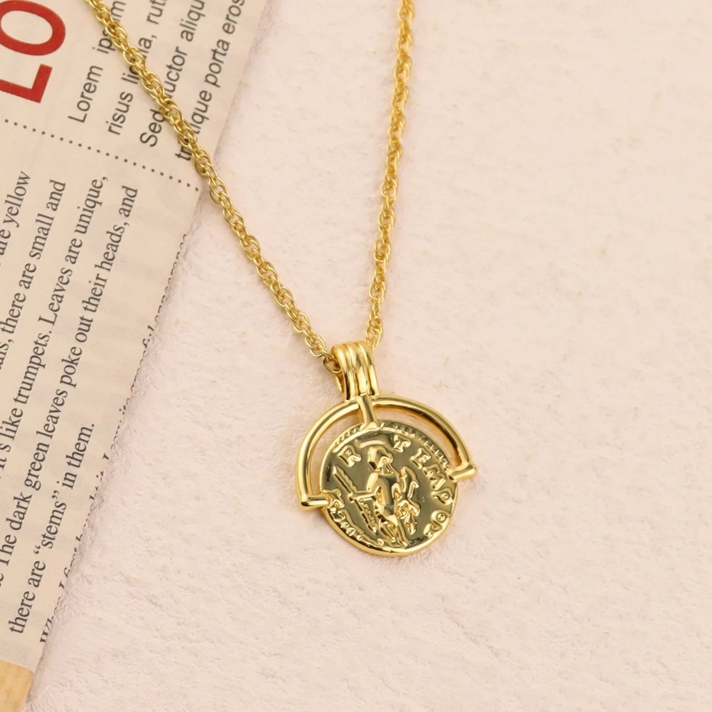 Ins Internet Celebrity Accessories Autumn and Winter New Sweater Chain Retro Gold Coin Muse Avatar Necklace