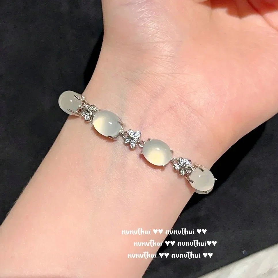 Lychee Frozen White Chalcedony Butterfly Gem Bracelet, Water Spirit, Plated 18K Gold, Snowflake Egg Zircon Necklace