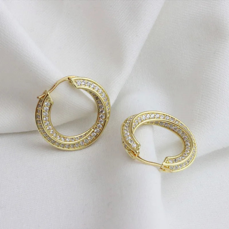 Metal style high-end earrings, curved diamond earrings, female, light luxury earrings plated with real gold earrings