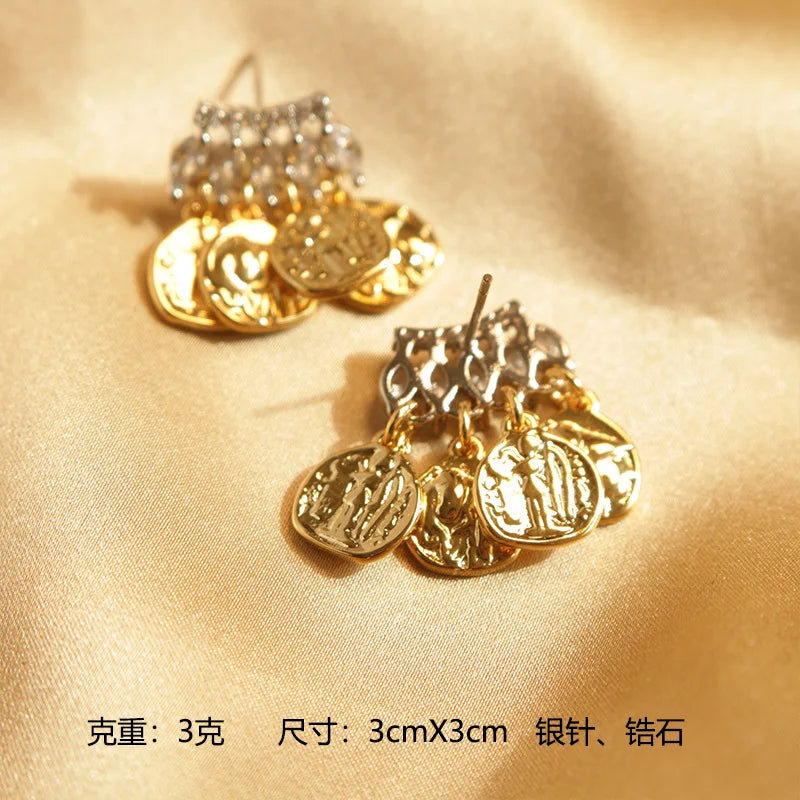 Zircon Stud Earrings High-end Sense Retro Earrings Multi-pendant Design Source Wholesale