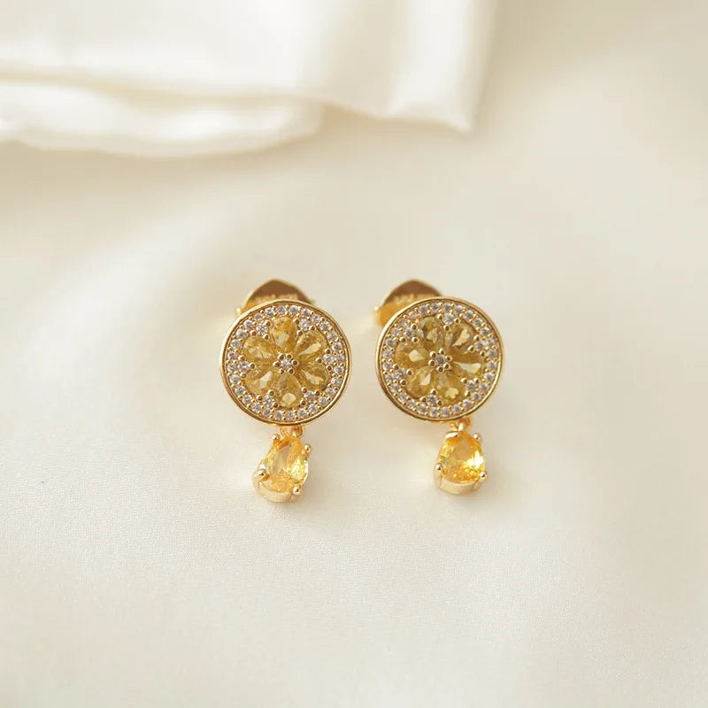 Vintage Round Stud Earrings with Zircon Inlay Earrings Are Fashionable and Luxurious and Versatile