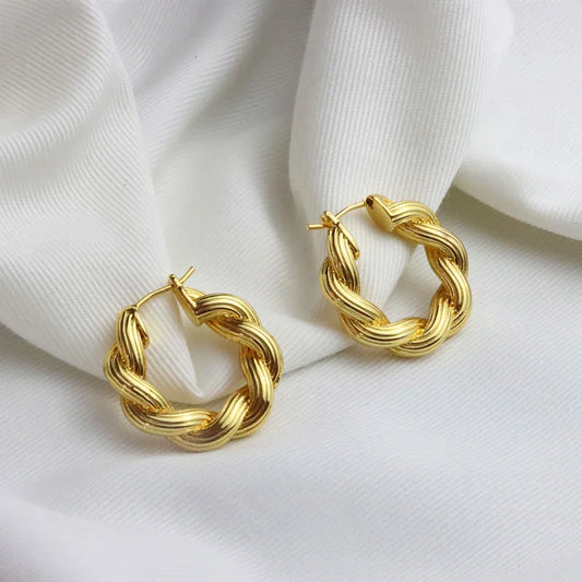 Vintage personality Fried Dough Twists golden circle advanced earrings small fragrant earrings