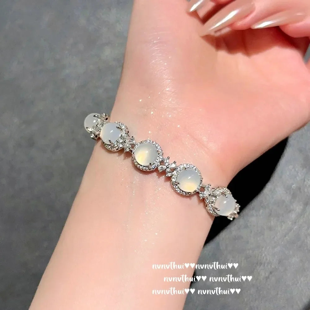 White Moonlight Lychee Frozen White Chalcedony Starlight Necklace,18K Gold Plated, High Ice Egg Surface Flower Bracelet